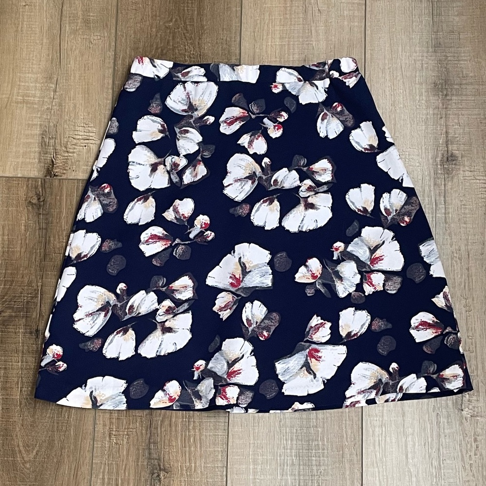Bobeau A-line Floral mini skirt Flowy |Size XS - Blue White Floral print - Picture 3 of 7